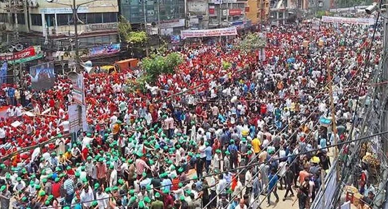 রাজধানীতে তারুণ্যের সমাবেশে নেতাকর্মীদের ঢল